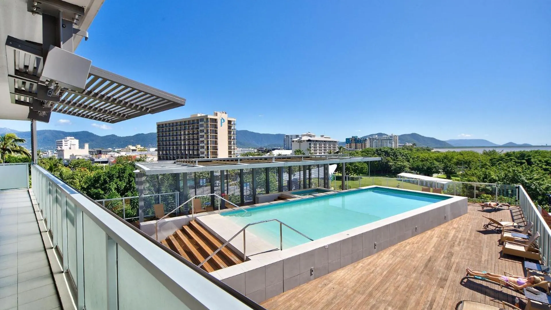 Belle Escapes 25 Harbour Lights With Magical Water Views Appartement Cairns 0*,  Australië