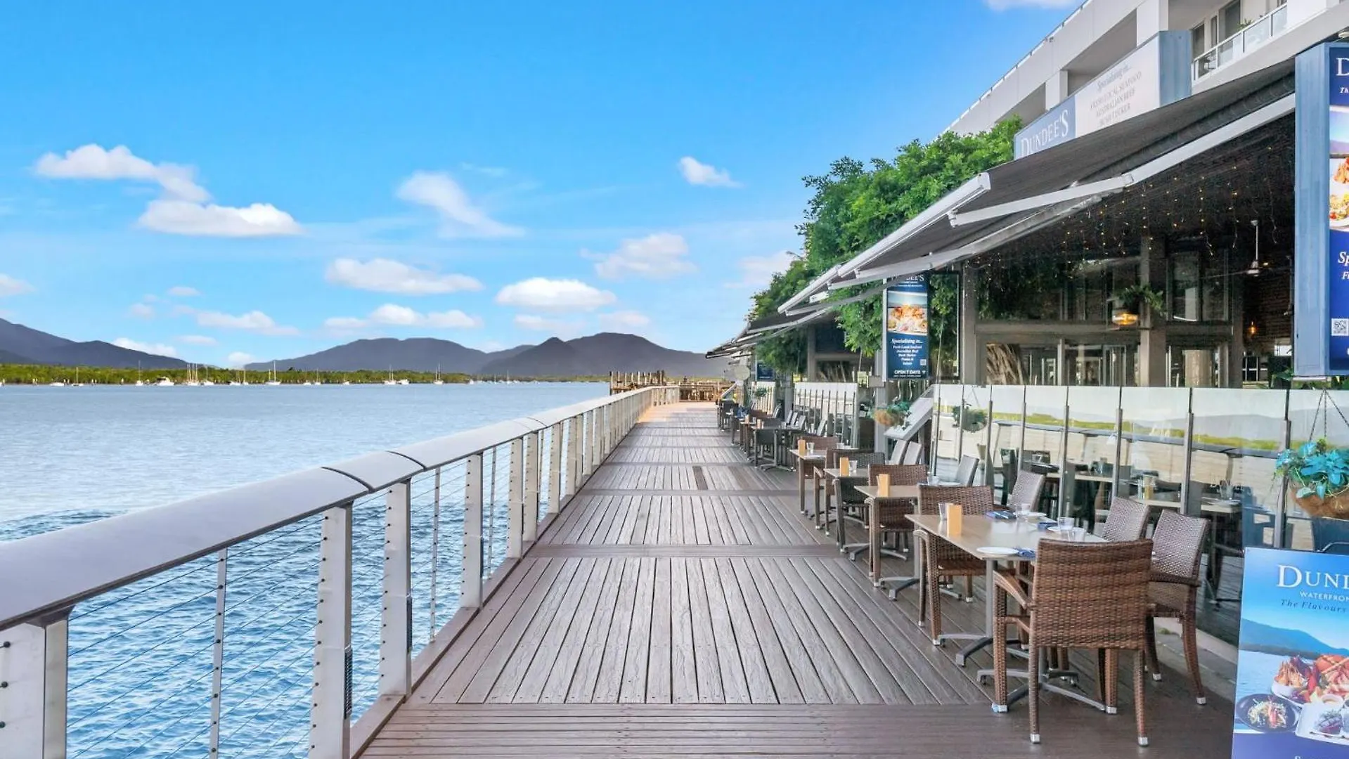 Belle Escapes 25 Harbour Lights With Magical Water Views Appartement Cairns