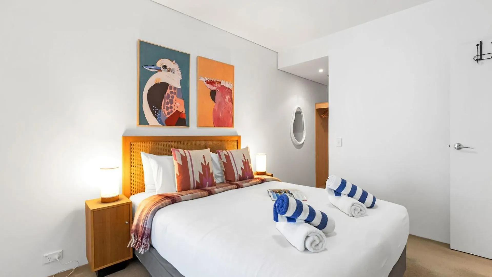 Belle Escapes 25 Harbour Lights With Magical Water Views Appartement Cairns Australië